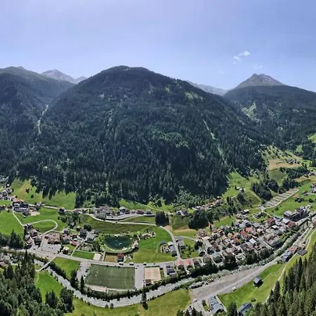 Bella Vista Apartment